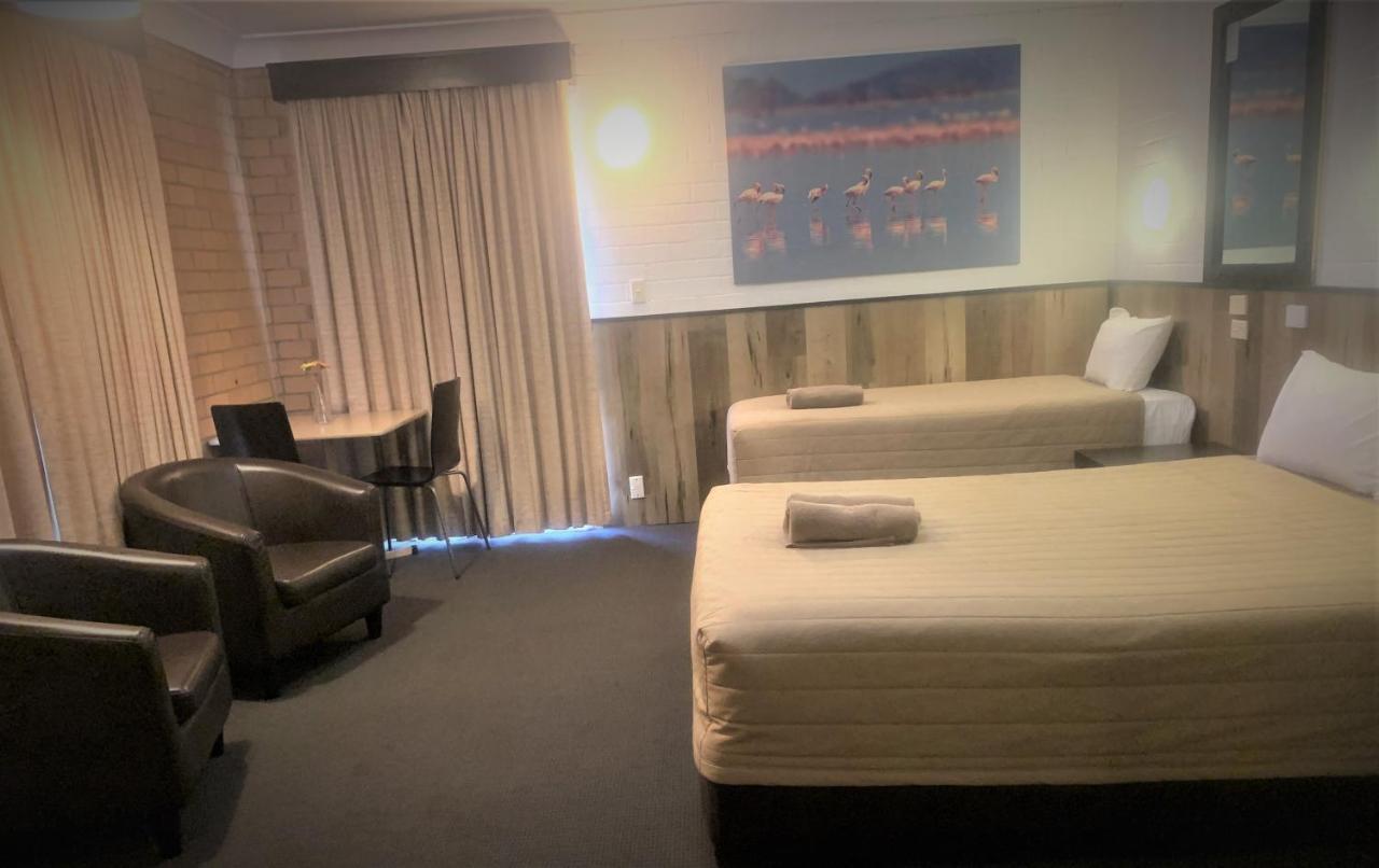 Countryman Motor Inn קווארה מראה חיצוני תמונה
