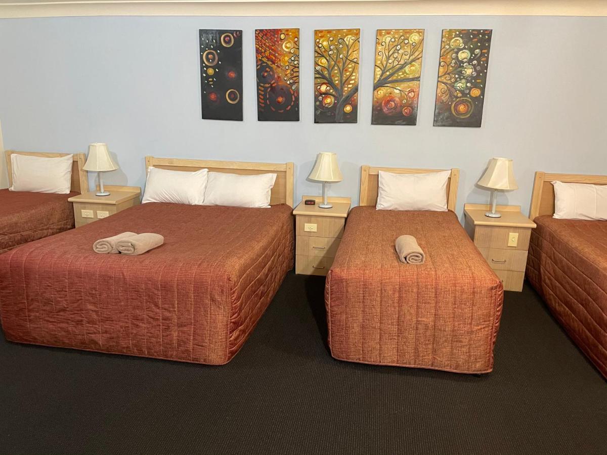 Countryman Motor Inn קווארה מראה חיצוני תמונה