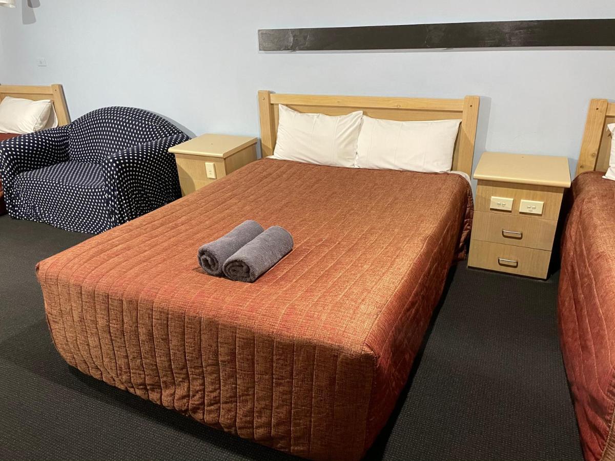 Countryman Motor Inn קווארה מראה חיצוני תמונה